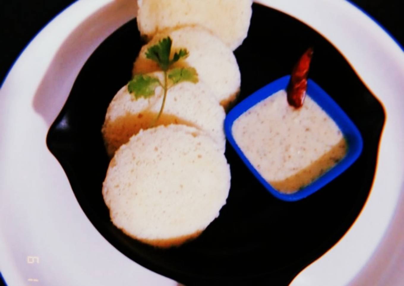 Simple Way to Prepare Quick Idli with coconut chutney