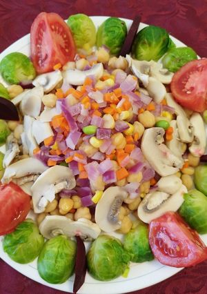 美味鷹嘴豆拌彩蔬餐 的食譜成品照片