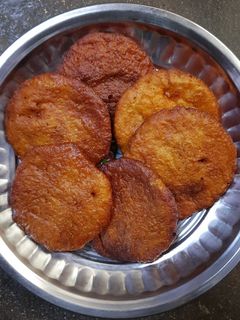அதிரசம்(athirasam recipe in tamil) செய்முறை முக்கிய புகைப்படம்