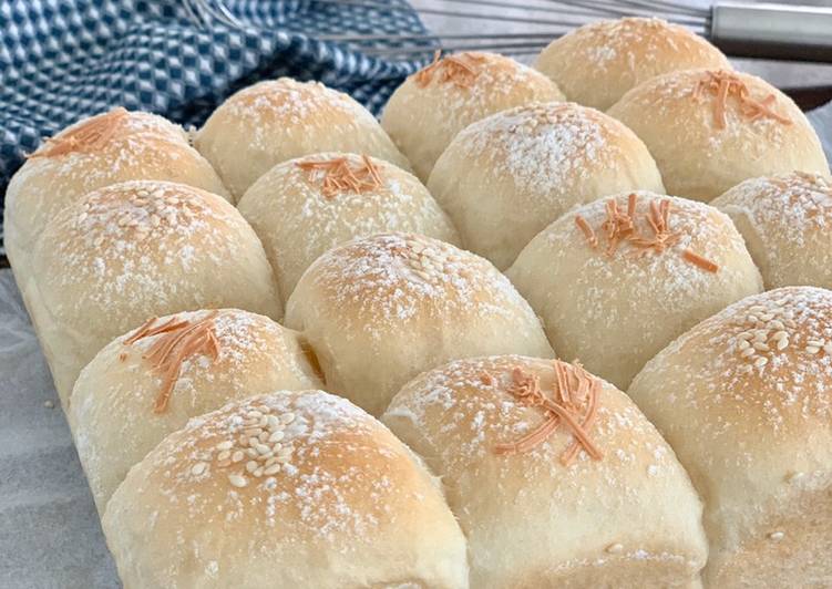 Japanese Soft Fluffy Milk Bread