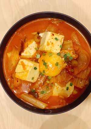 รูปของ เมนูซุปกิมจิ 김치찌게 แบบฉบับทำกินที่บ้านง๊ายง่ายค่ะ