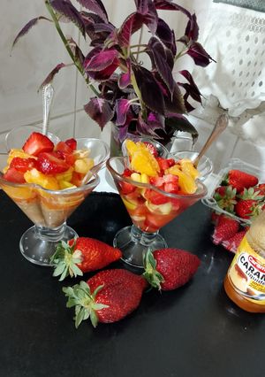 صورة لوصفة سلطة الفواكه برتقال🍊_ تفاح🍏 _فراولة 🍓
