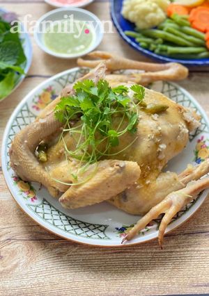 Hình của món Gà Hấp Muối.