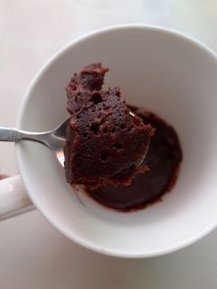 Una foto de Volcán de chocolate en una taza