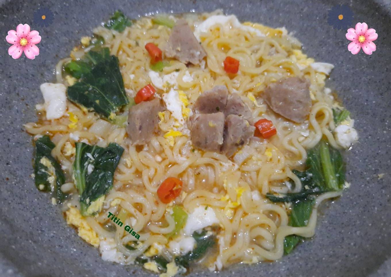 Bagaimana Membuat Kreasi Mie Kuah Ayam Bawang Anti Gagal