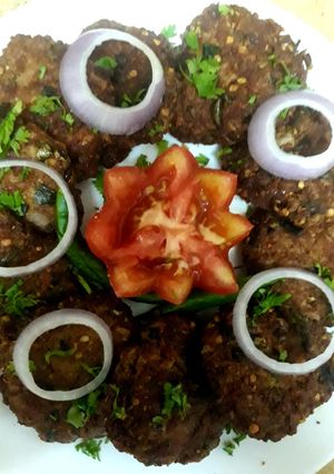 A picture of Quick chapli kebabs😊.