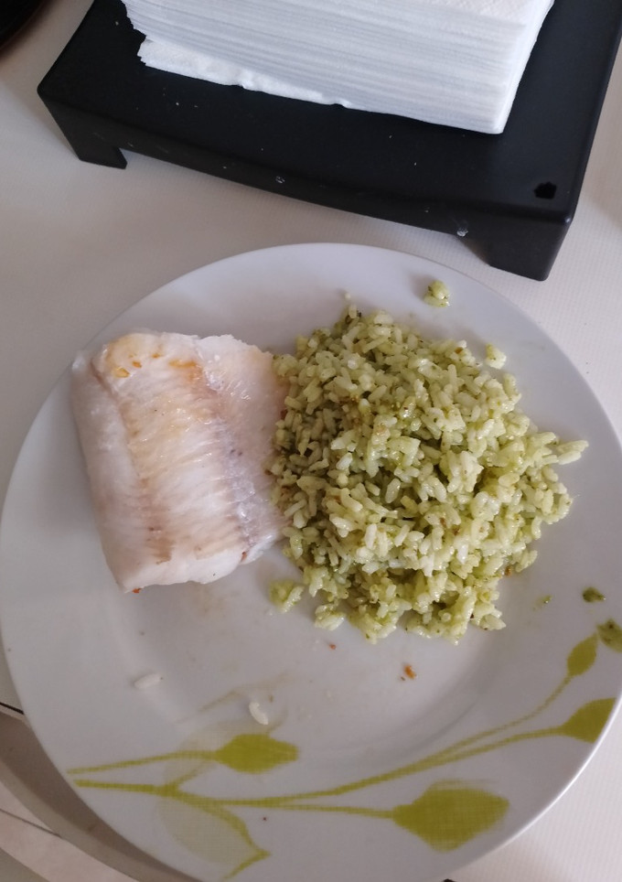 Una foto de Merluza macerada a la plancha