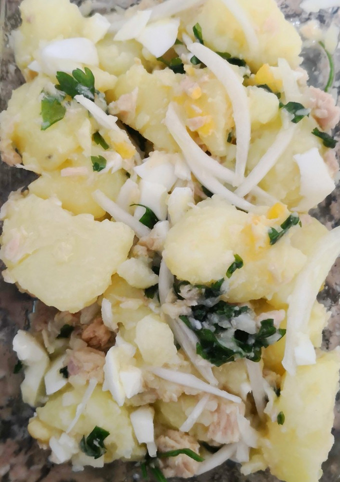 Una foto de Patatas aliñadas