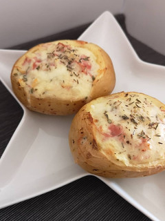 Una foto de Patatas rellenas asadas
