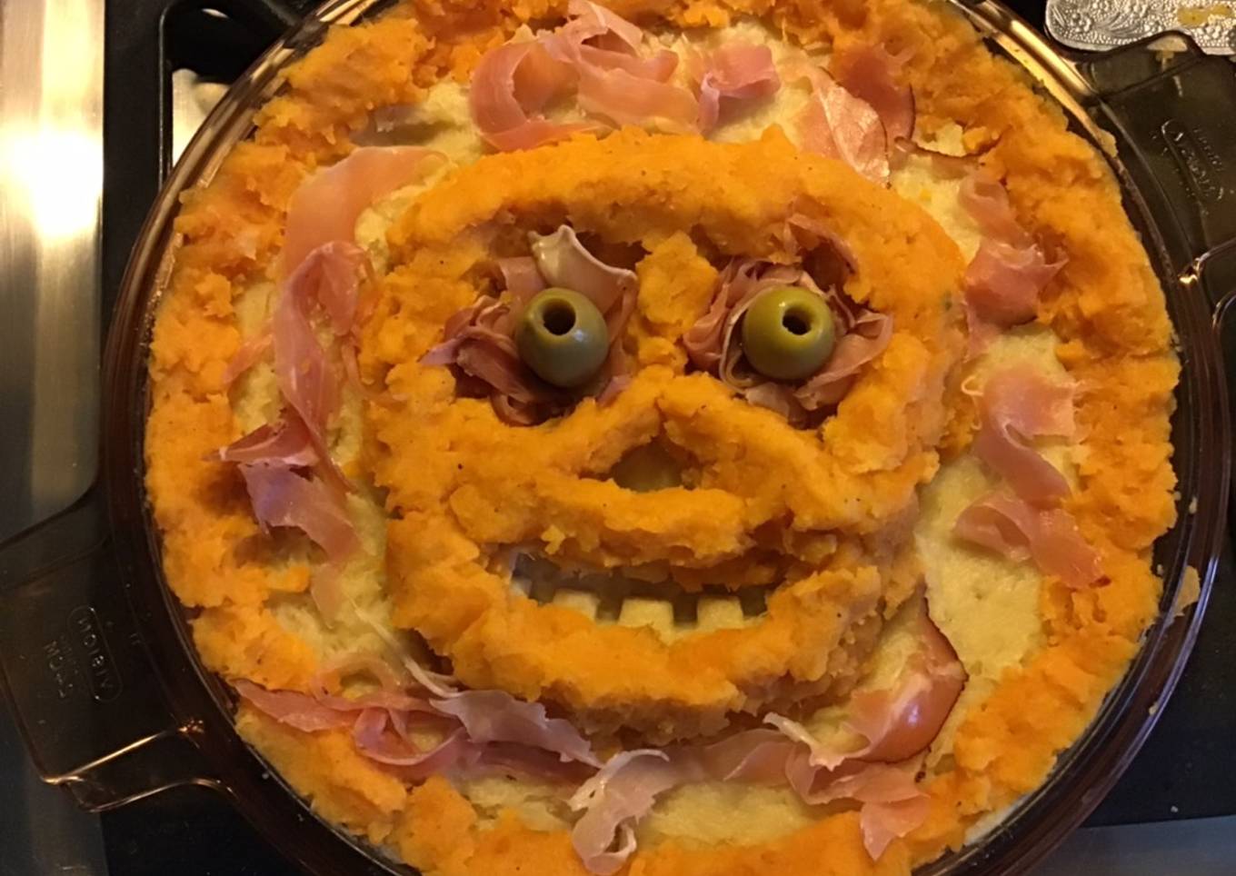 Duo de purées Halloween panais patate douce et jambon cru