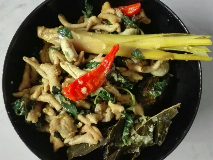 Langkah Gampang Membuat Resep Usus Bumbu kuning kemangi yang Enak Banget Anti Ribet, Bisa Manjain Lidah