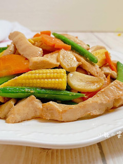 鮮蔬炒雞柳 的食譜成品照片