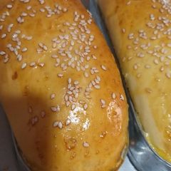 A picture of Dinner roll.