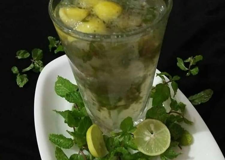 Step-by-Step Guide to Make Homemade Virgin Mojito / Lemon Mojito