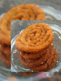 आटा मूंग दाल चकली (Aata moong dal chakli recipe in hindi) रेसिपी मुख्य फोटो