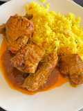 Frango guisado com arroz de açafrão