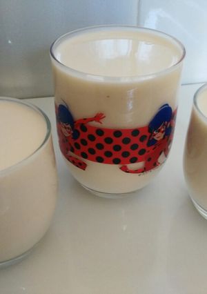 Una foto de Yogur casero de vainilla