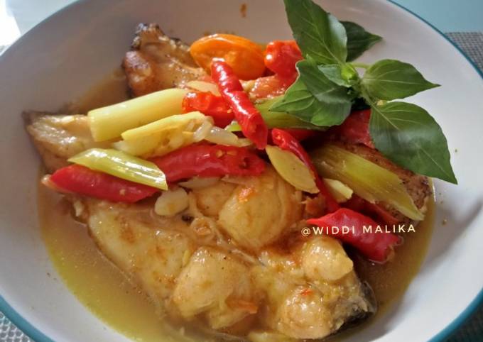 Cara Gampang Menyiapkan Gurame kuah kuning Anti Gagal
