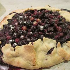 A picture of Easy Blueberry Crostada (Blueberry Pie).