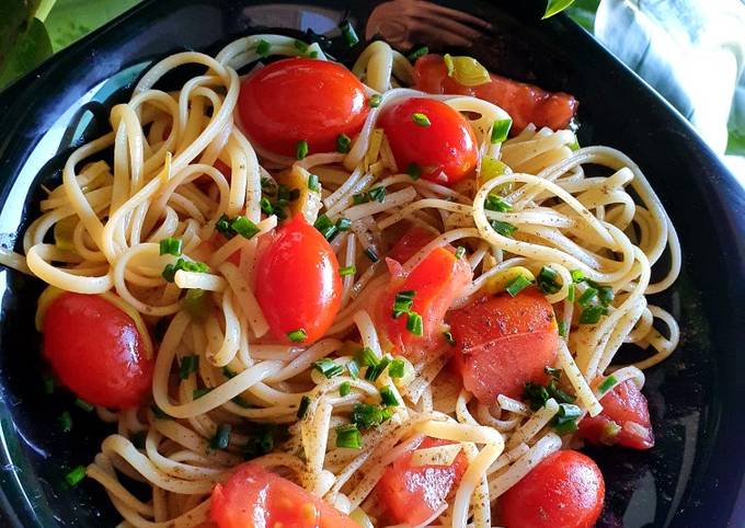 Pasta con salsa express! Receta de Laura L ❤- Cookpad