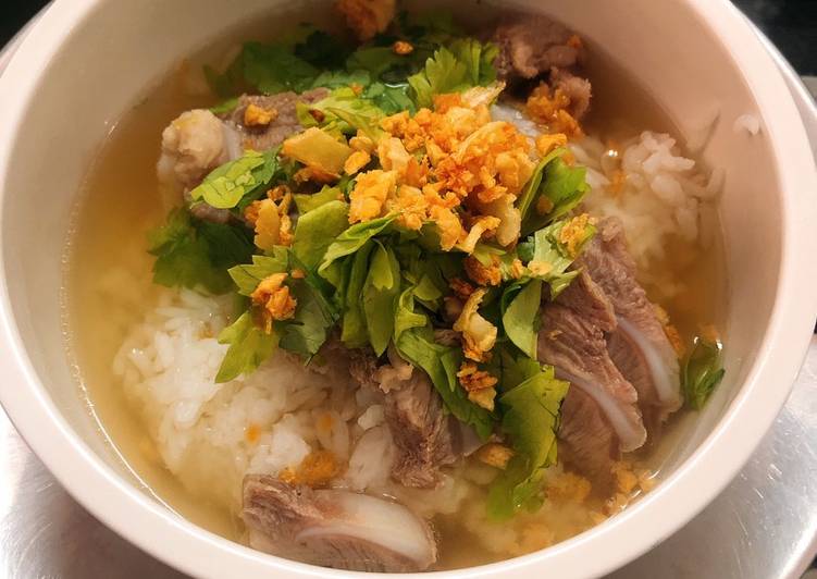 ข้าวต้มกระดูกอ่อนหมู