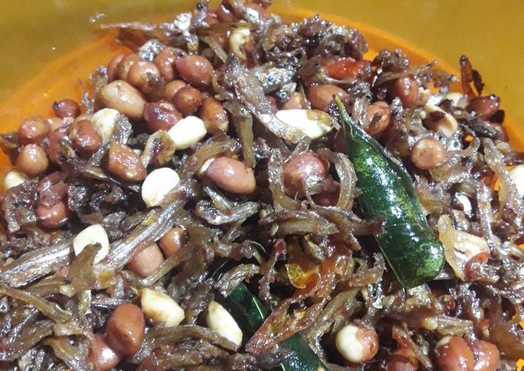 95. TerCang (Teri kacang)