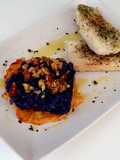 Lomo de merluza con costra de queso y patata morada