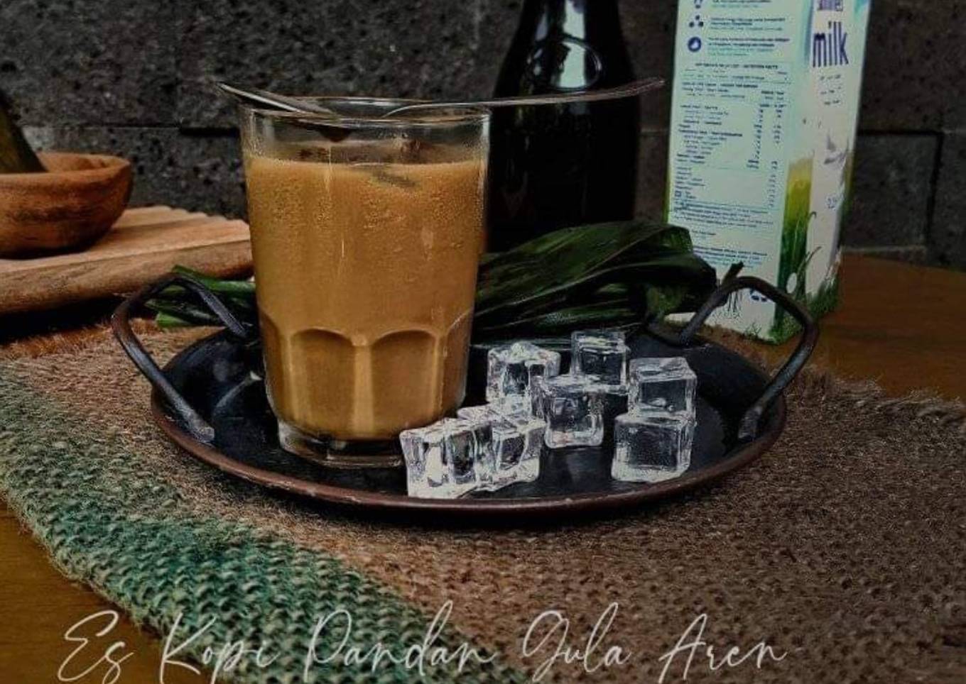 Es Kopi Pandan Gula Aren