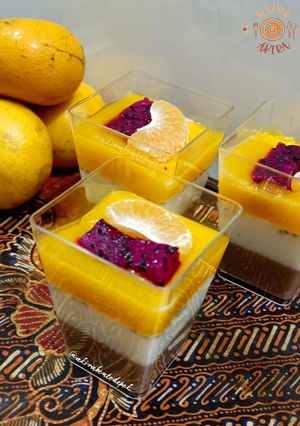 Foto resep Puding Susu 3 Rasa Ala Yuliana Jiu Dias