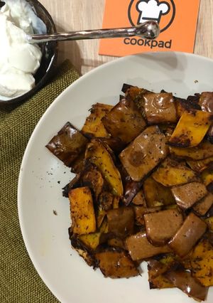 A picture of Pumpkin Peel Chips.