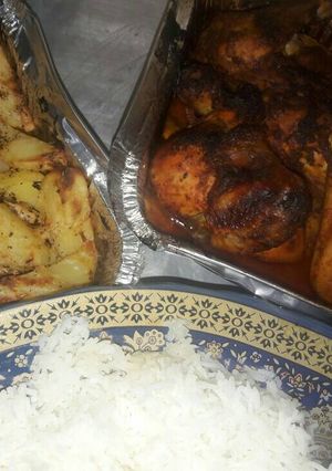 صورة لوصفة دجاج وبطاط مشوي بالفرن