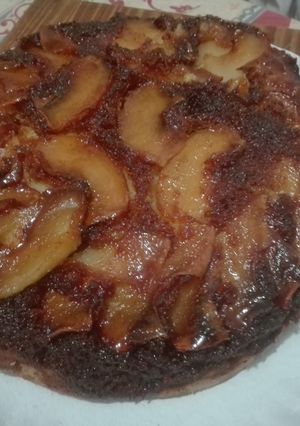 Una foto de Torta de manzana invertida