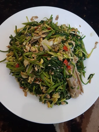Langkah Gampang Membuat Resep Ca kangkung bunga pepaya yang Uenak Anti Ribet, Uenak Banget