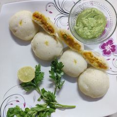 A picture of Stuffed Idli.