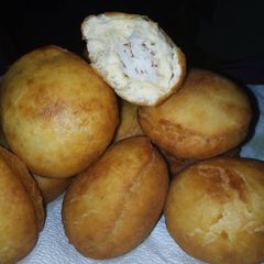 A picture of Coconut buns.