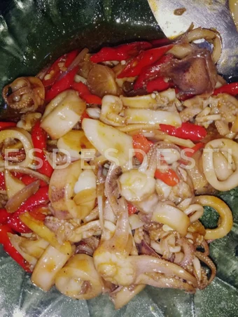 Cara Simple Menyiapkan Resep  Cumi Asin Pedas Manis Simpel yang Lezat, Menggugah Selera