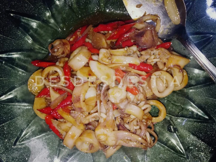 Cara Simple Menyiapkan Resep  Cumi Asin Pedas Manis Simpel yang Lezat, Menggugah Selera