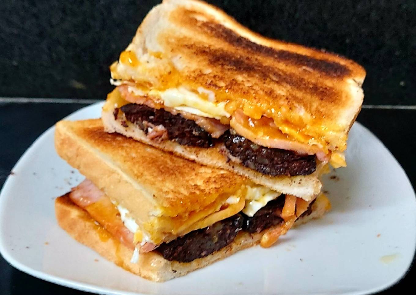 My Smokey Bacon, Black Pudding & fried Egg Toasted Sandwich 🥰