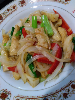 時蔬炒甜不辣(清冰箱料理) 的食譜成品照片