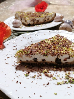 Foto di Ceeskeek allo yugurt cioccolato fondente e pistacchi