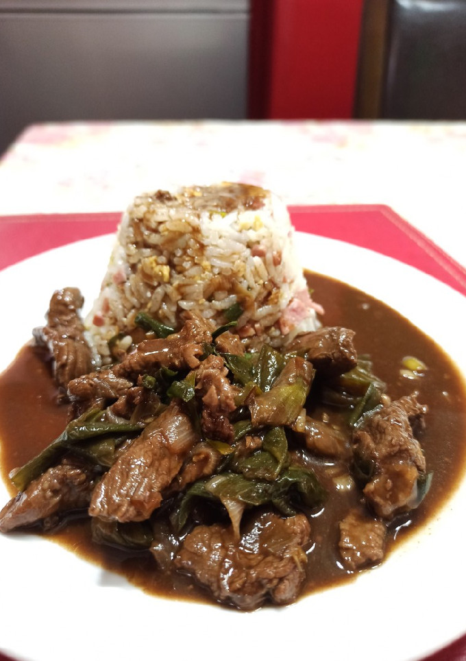 Una foto de Arroz chaufán 🍚