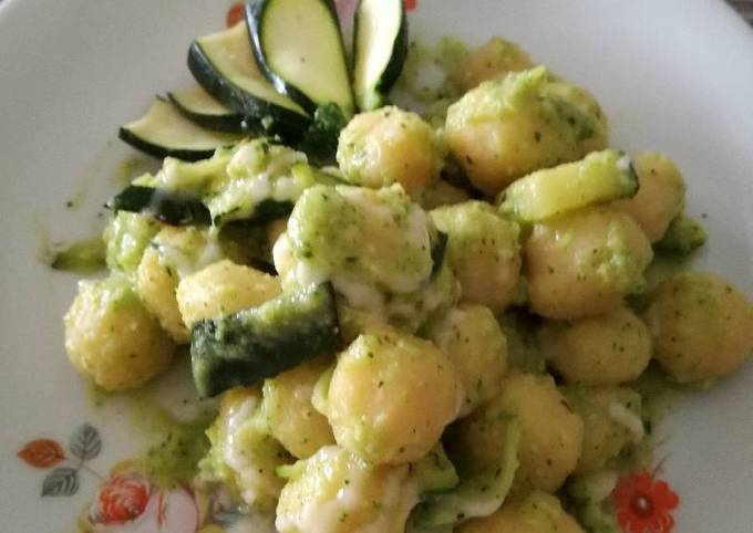 Gnocchi con farina di ceci e patate - Ricette con la farina di