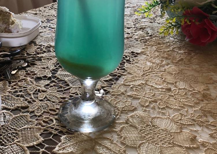 Recipe of Quick Blue lemonade