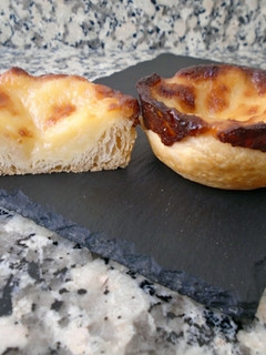Una foto de Pasteles de Belem o pasteles de nata