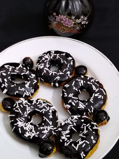 A picture of Doughnuts.
