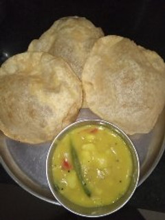பூரி மசாலா (Poori masala Recipe in Tamil) செய்முறை முக்கிய புகைப்படம்