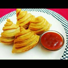 A picture of Layered samosa.