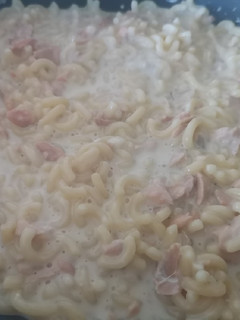Una foto de Pasta fideuá con salmón