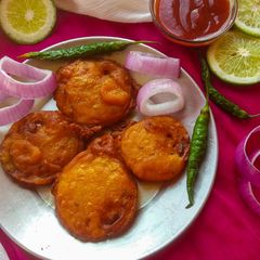 A picture of ক্রিসপি টমাটো.