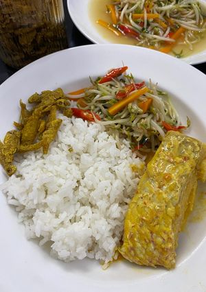 Foto resep Isi Piringku (kakap gulai lemak +TumisTaugeTeriWortel+IkanWader)